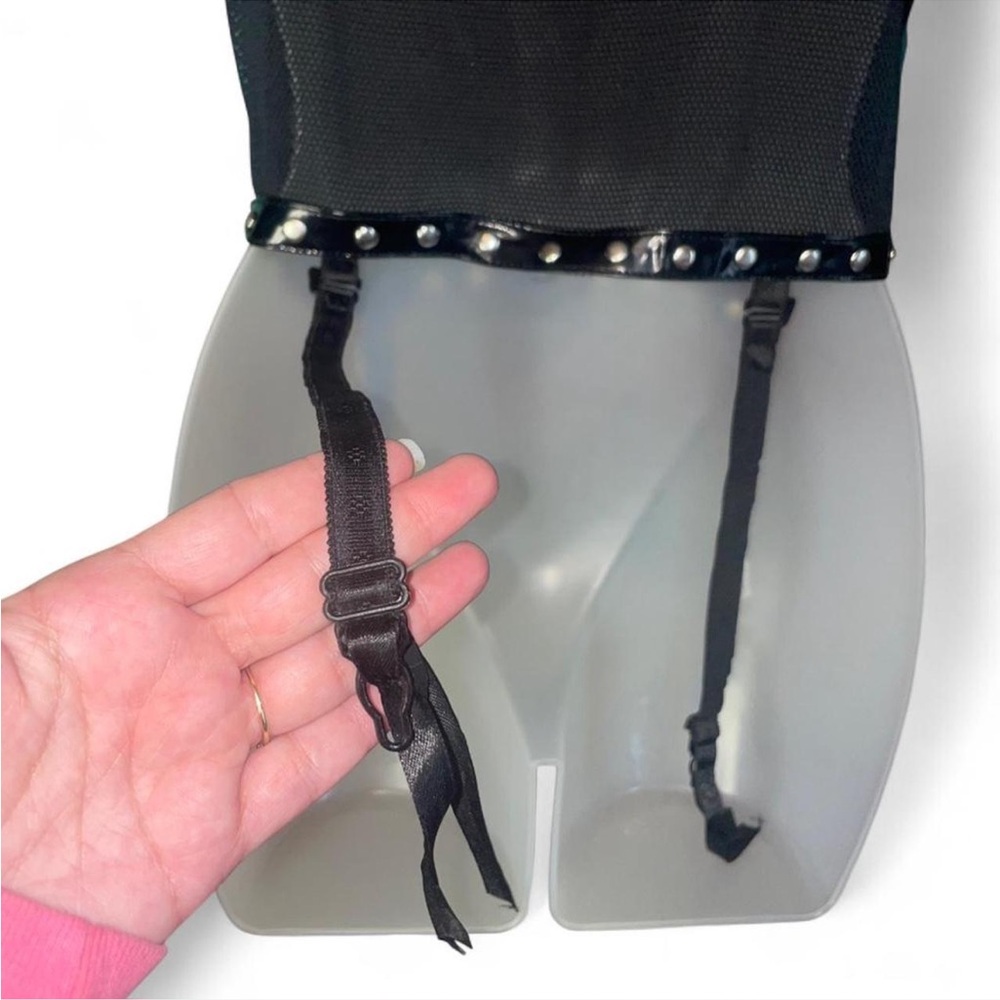 Elegant Moments Patent Leather Mesh Corset with Silver Studded M - Picture 7 of 11